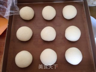 中种豆沙小面包的做法步骤：12