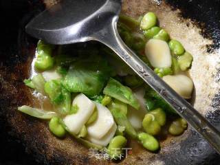 生菜蚕豆炒年糕的做法步骤：12