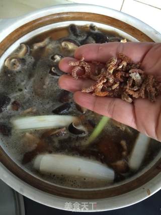 小花菇炖豆腐的做法步骤：9