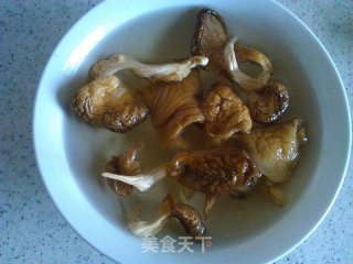 双米羊肉真姬菇粥的做法步骤：2