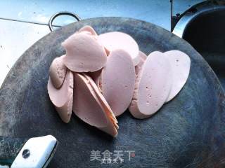 火腿炒猪肉的做法步骤：3