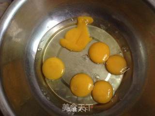 松软可口的法式海绵蛋糕的做法步骤：2