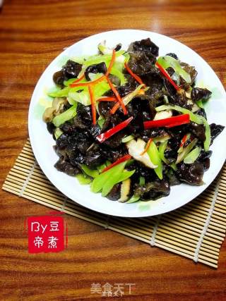 炒三素的做法步骤：7