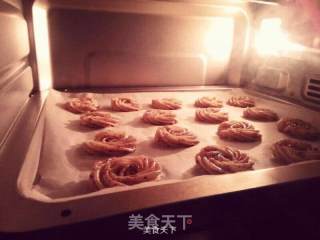 玫瑰花味曲奇饼干的做法步骤：6