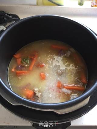 羊肉抓饭的做法步骤：7