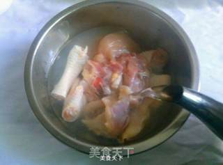 时蔬鸡骨汤的做法步骤：2