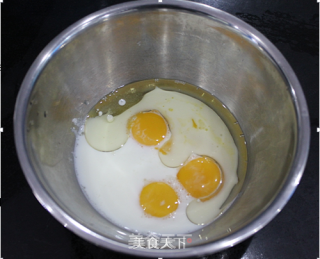 巧克力戚风蛋糕的做法步骤：2