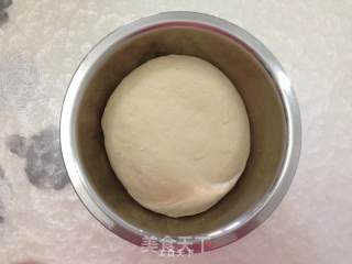 奶香火腿馒头卷的做法步骤：2