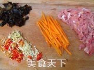 家常鱼香肉丝的做法步骤：2