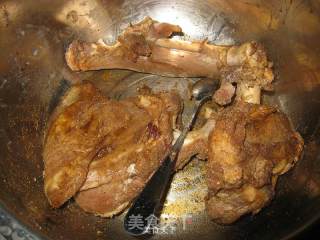 烤羊腿的做法步骤：2