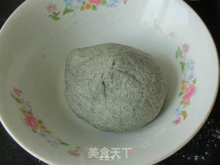 粗粮至上——补肾益气芝麻面包的做法步骤：2