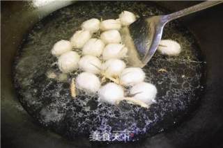 麦金镇丸子西红柿紫菜汤的做法步骤：5