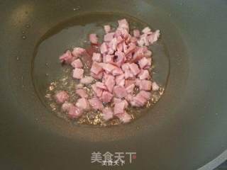 培根杂蔬炒饭的做法步骤：2