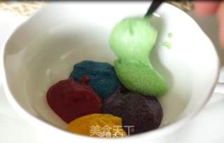 5分钟微波炉彩虹杯子蛋糕的做法步骤：5
