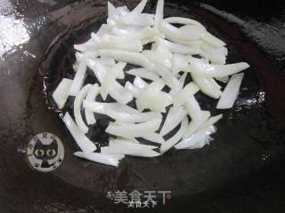 洋葱青椒炒鸡胗的做法步骤：4