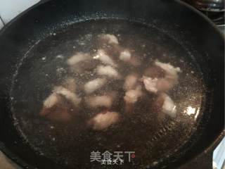 牛腩蕃茄煲的做法步骤：3