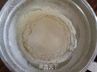 8寸戚风的做法步骤：4