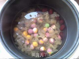 红枣丸子银耳汤的做法步骤：5