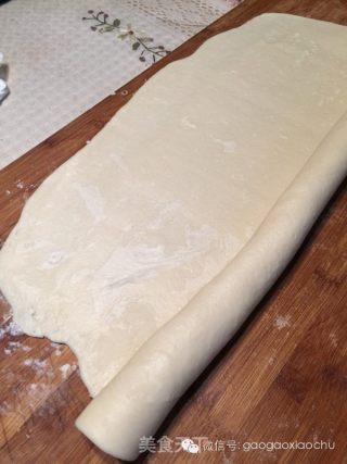 豆沙蛋黄酥的做法步骤：9