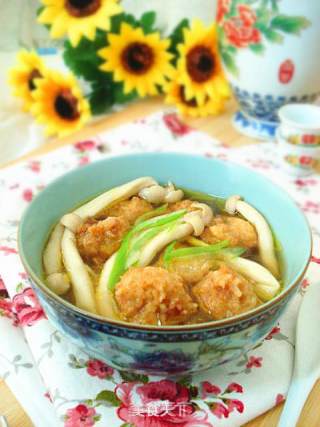 海鲜菇丸子汤的做法步骤：7