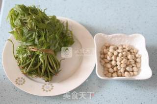 【香椿鹰嘴豆】：过时不候的春日美味的做法步骤：1