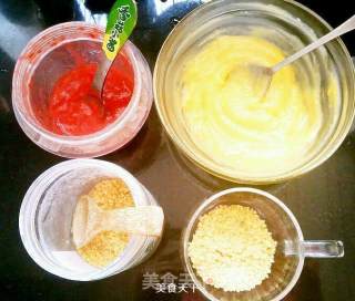 草莓柠檬酱松糕的做法步骤：1