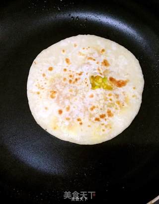 鸡蛋灌饼的做法步骤：10