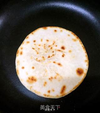 鸡蛋灌饼的做法步骤：11