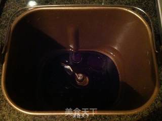 紫甘蓝汁面包的做法步骤：2