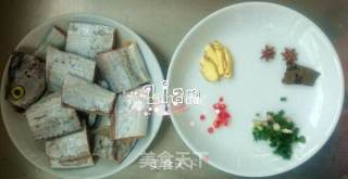 抗癌下饭菜～红烧带鱼的做法步骤：1