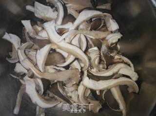 平菇肉片的做法步骤：1