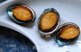 鲍鱼~北极虾寿司的做法步骤：2