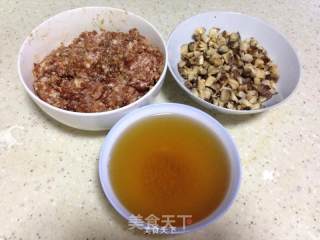 香菇小烧卖的做法步骤：3