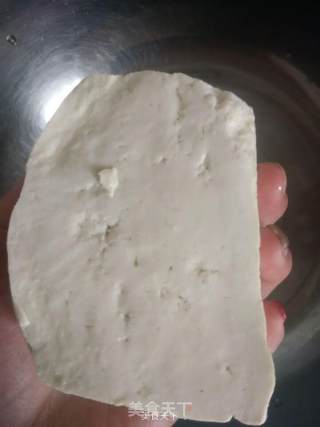 香葱炖豆腐~小草发绿芽的做法步骤：1