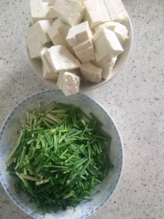 香葱炖豆腐~小草发绿芽的做法步骤：4