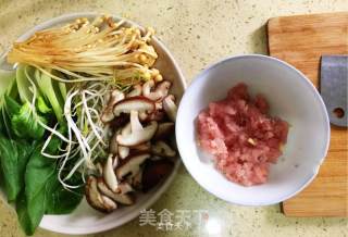石锅拌饭的做法步骤：1