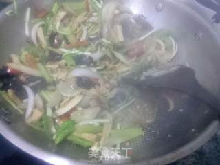 简单美味传统名菜经典之：三河小炒（又名 七彩小炒）的做法步骤：10