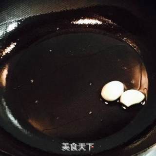 鲜虾仁韭黄炒鸡蛋的做法步骤：3