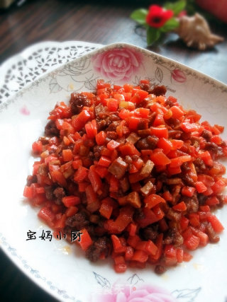 肉末胡萝卜炒熏干的做法步骤：8