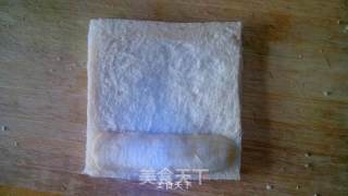 吐司香蕉蛋卷的做法步骤：2