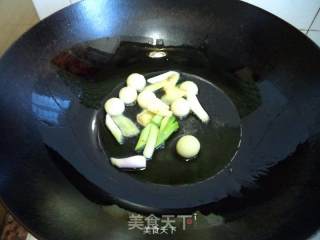 酸菜牛杂的做法步骤：3