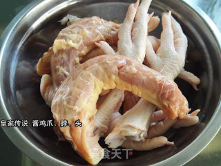酱鸡爪、鸡脖、鸡头的做法步骤：1
