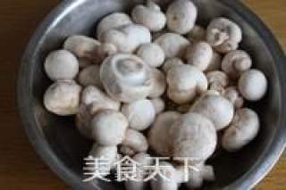 素炒鲜口蘑的做法步骤：2
