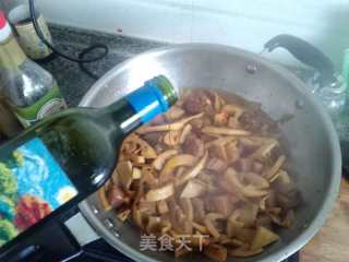 春笋红烧肉（详细步骤版）的做法步骤：25