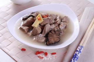 懒人版黄芪炖羊肉的做法步骤：3
