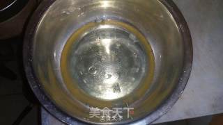 烘焙新手的必修课（基础）——牛奶戚风蛋糕的做法步骤：2