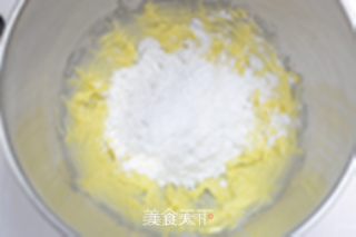 “手镯”双色饼干的做法步骤：2