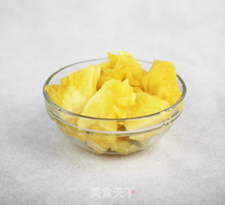 傣族菠萝饭的做法步骤：3