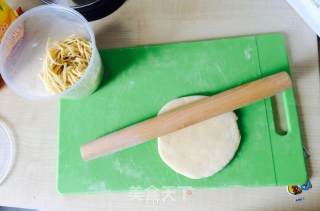 手擀鸡蛋面的做法步骤：1