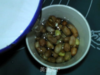 咸花生豆浆的做法步骤：5